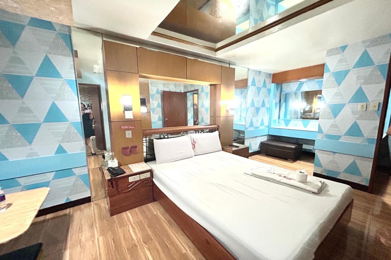 Oyo 971 Liza Lodge Pasay Eksteriør bilde